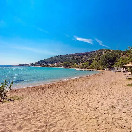 Βίλα Delmati Tugare