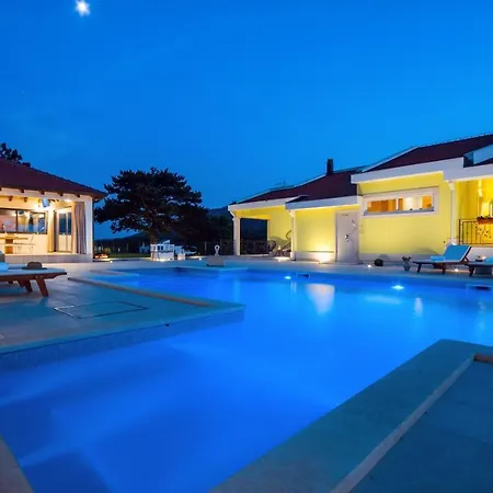 Villa Delmati *