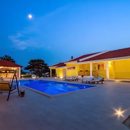 Delmati Villa Tugare